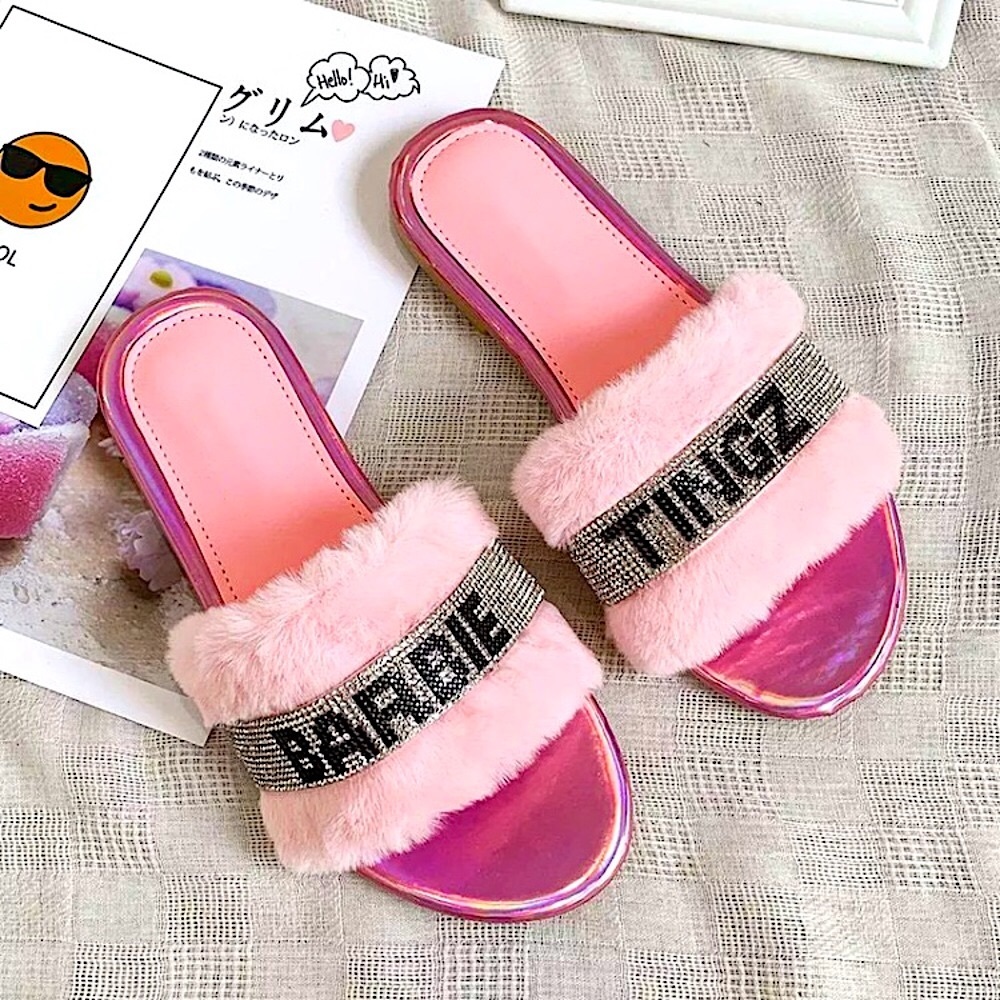 ⭐️HP!⭐️ Pink Barbie slide on sandals